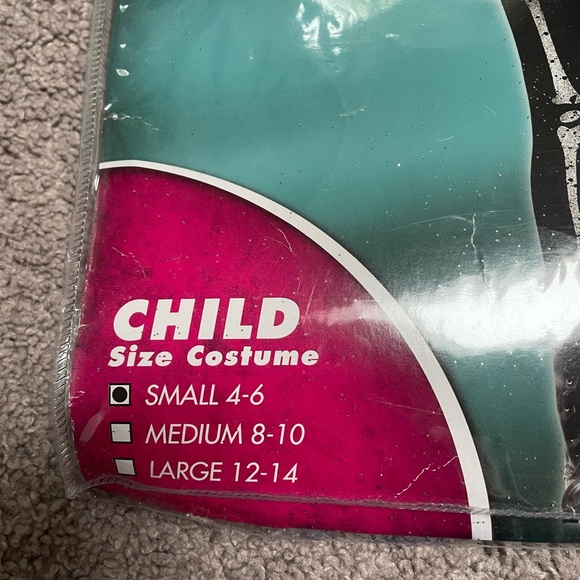 “Sassy Skelegirl” costume 💀✨ - Picture 2 of 8